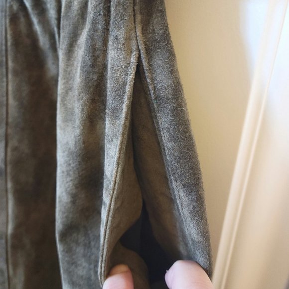 The Olde Hide House Suede skirt - Picture 3 of 10